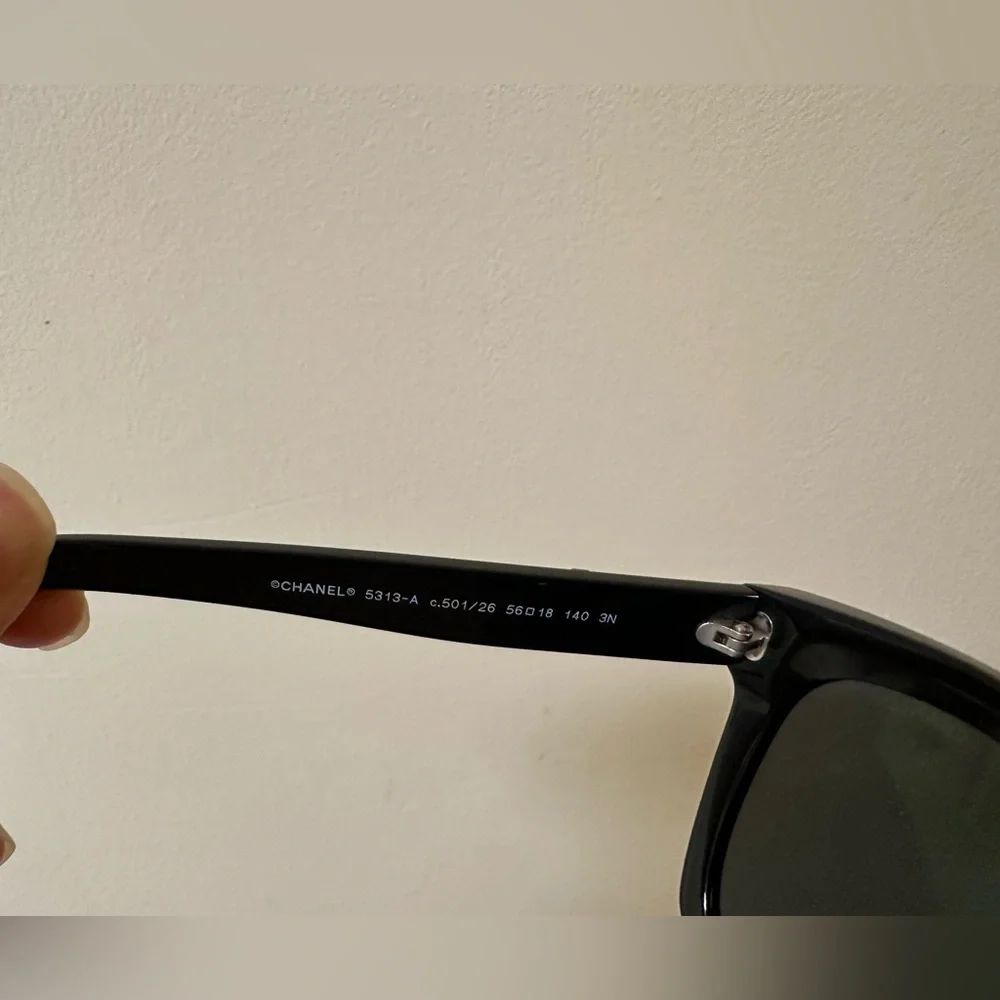 CHANEL Sunglasses WITH OG CASE - Picture 14 of 15